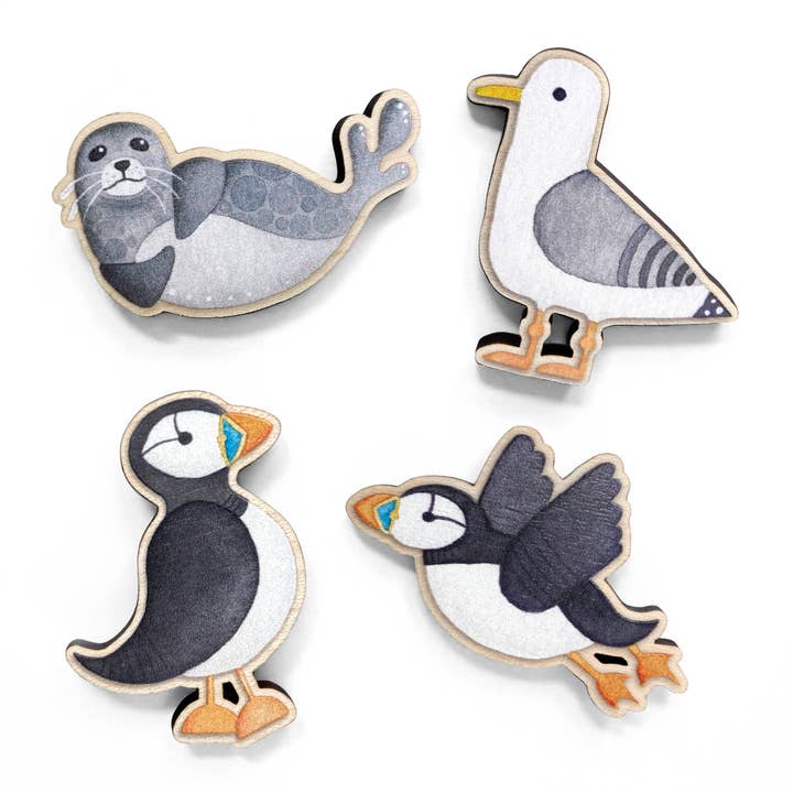 East Neuk Beach Crafts – wholesale Magnet – Puffin Fridge Magnet - Laser Cut Maple Wood - Seaside Gifts3