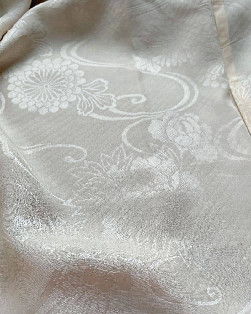 KimonoZen - Wholesale Kimono - Women's - Benigiku Haori Kimono Jacket6