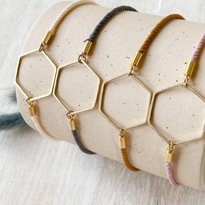 Agaveh girl – wholesale Charm/dangle bracelet – Simple Hexagon Bracelet4