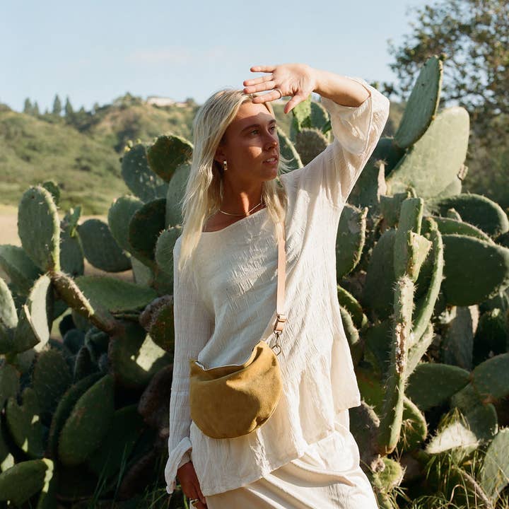 Olive n' Suede - Wholesale Belt Bag - Women's - Los Lunas Side Bag6