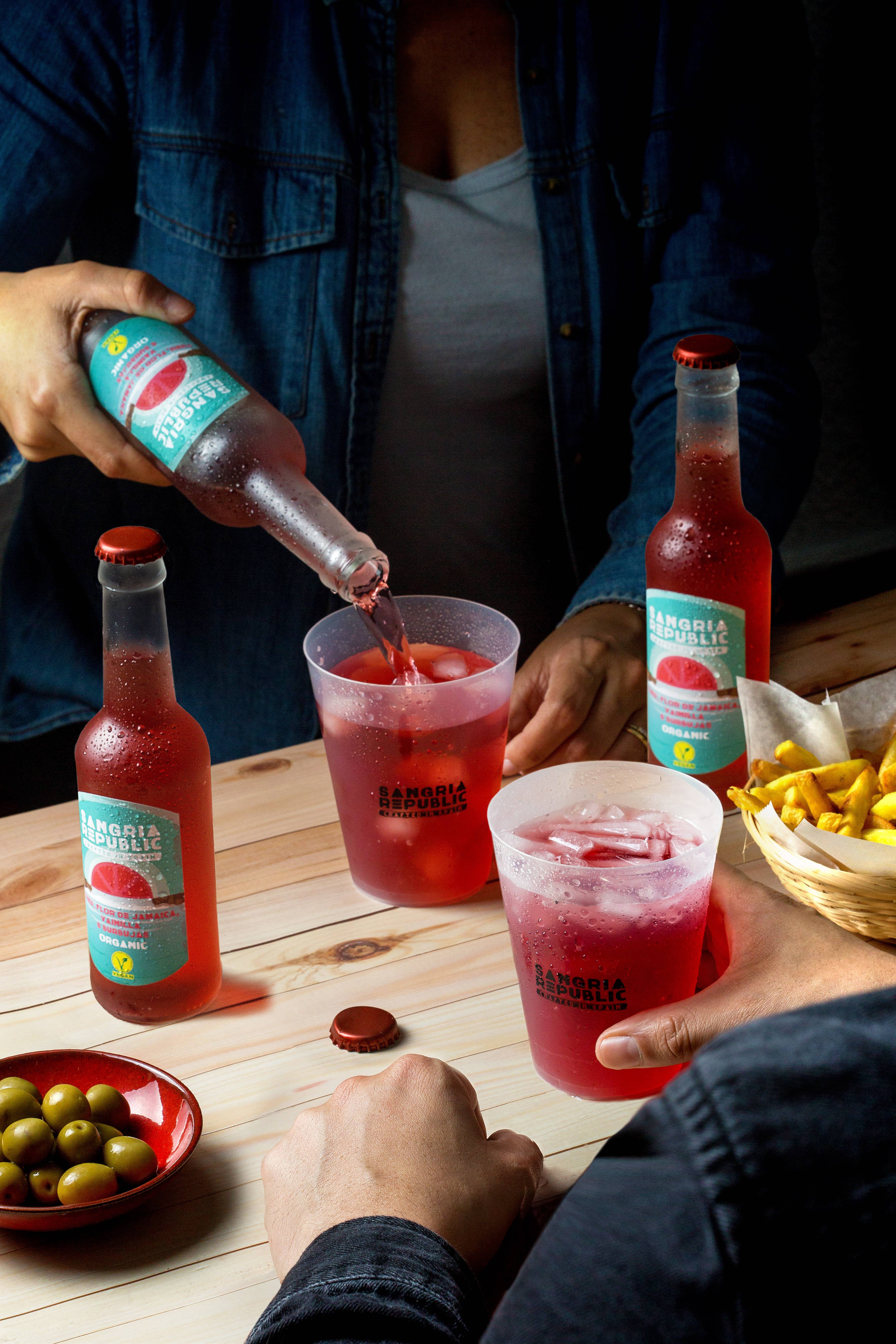 Sangria Republic - Wholesale Non-Alcoholic Aperitif/Mocktail - SANGRIA REPUBLIC_ Sangria YUZU, HIBISCUS & VANILLA1