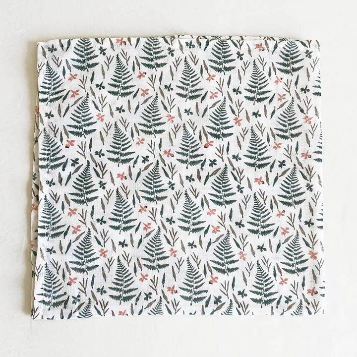 Fougère à emmailloter en mousseline pour la vente par Rowan Essentials