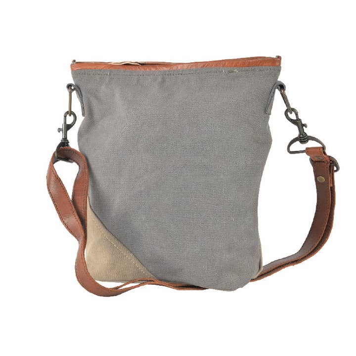 Clea Ray Canvas Bags & Clothing - Wholesale Messenger Bag - Unisex - Plain Messenger Bag