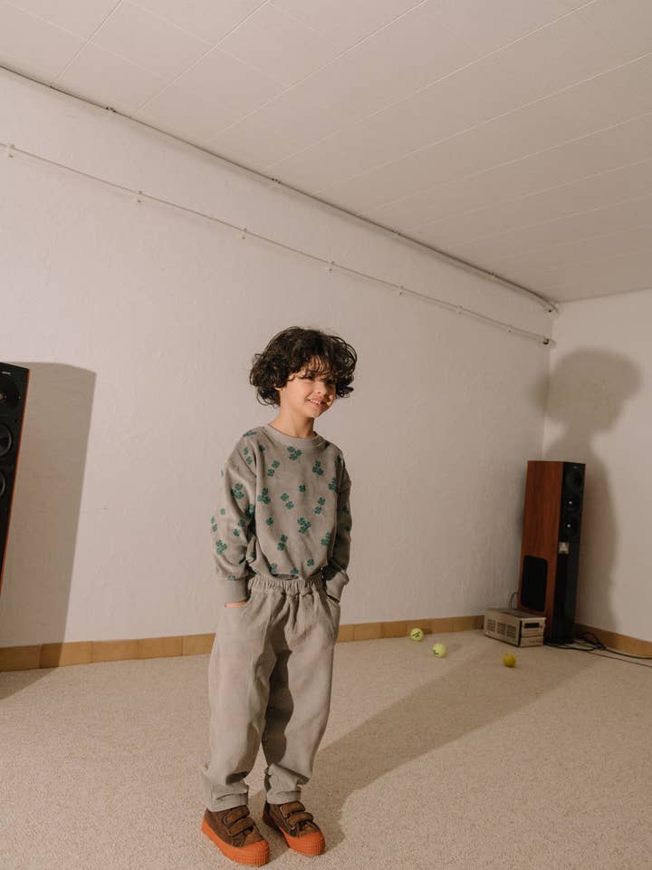 Studio Bohème Paris - Wholesale Pants - Kids - Grey Corduroy Carrot Pants7