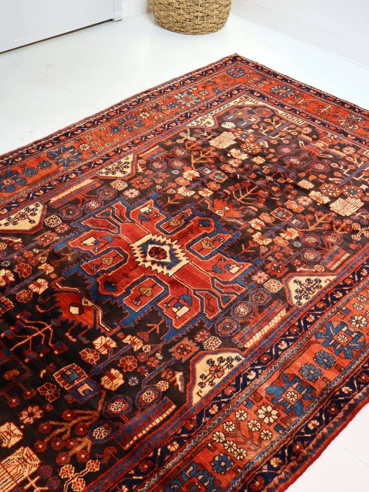 Persischer Nahavand-Teppich | 5' 5" x 9' 7" für den Großhandel von Rug the Rock