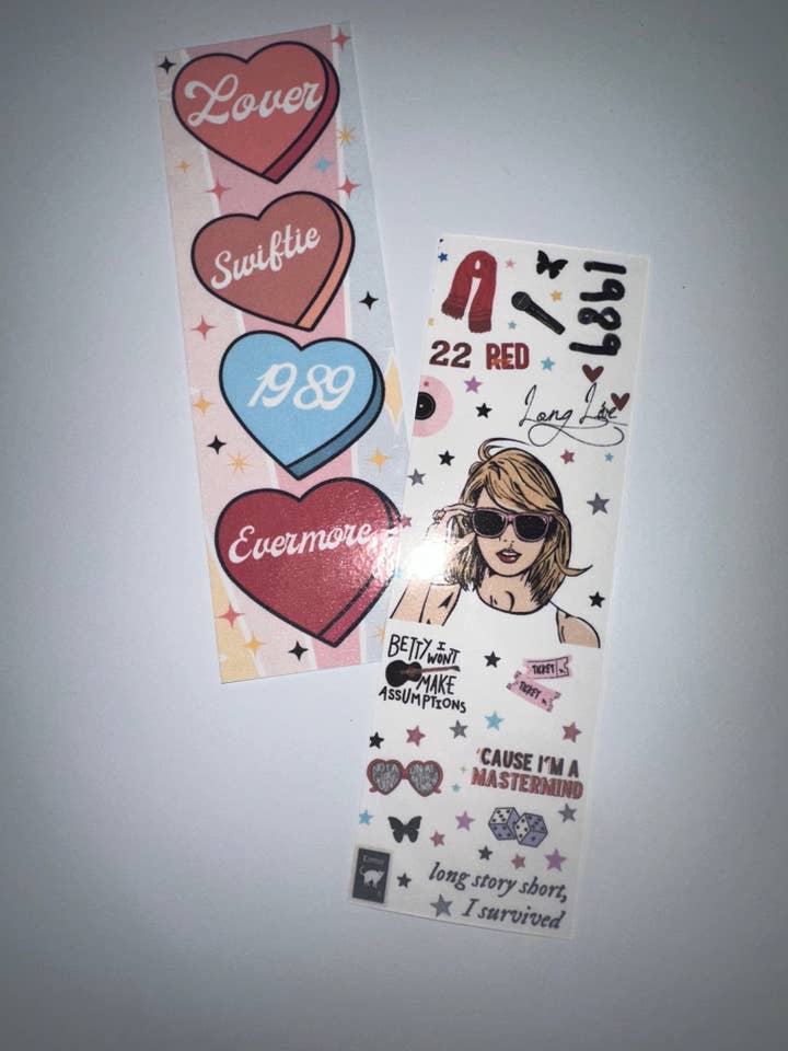 22 röda bokmärken för wholesale av Brinnvill Books