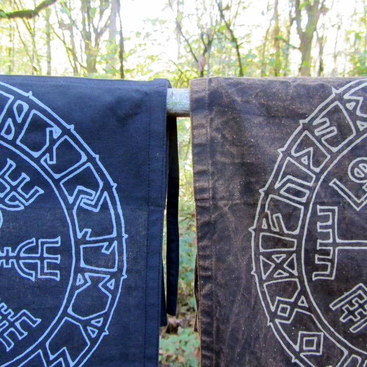 Talismana Designs - Wholesale Banner - Viking banner, printed on cotton, W/Vegvisir runes5