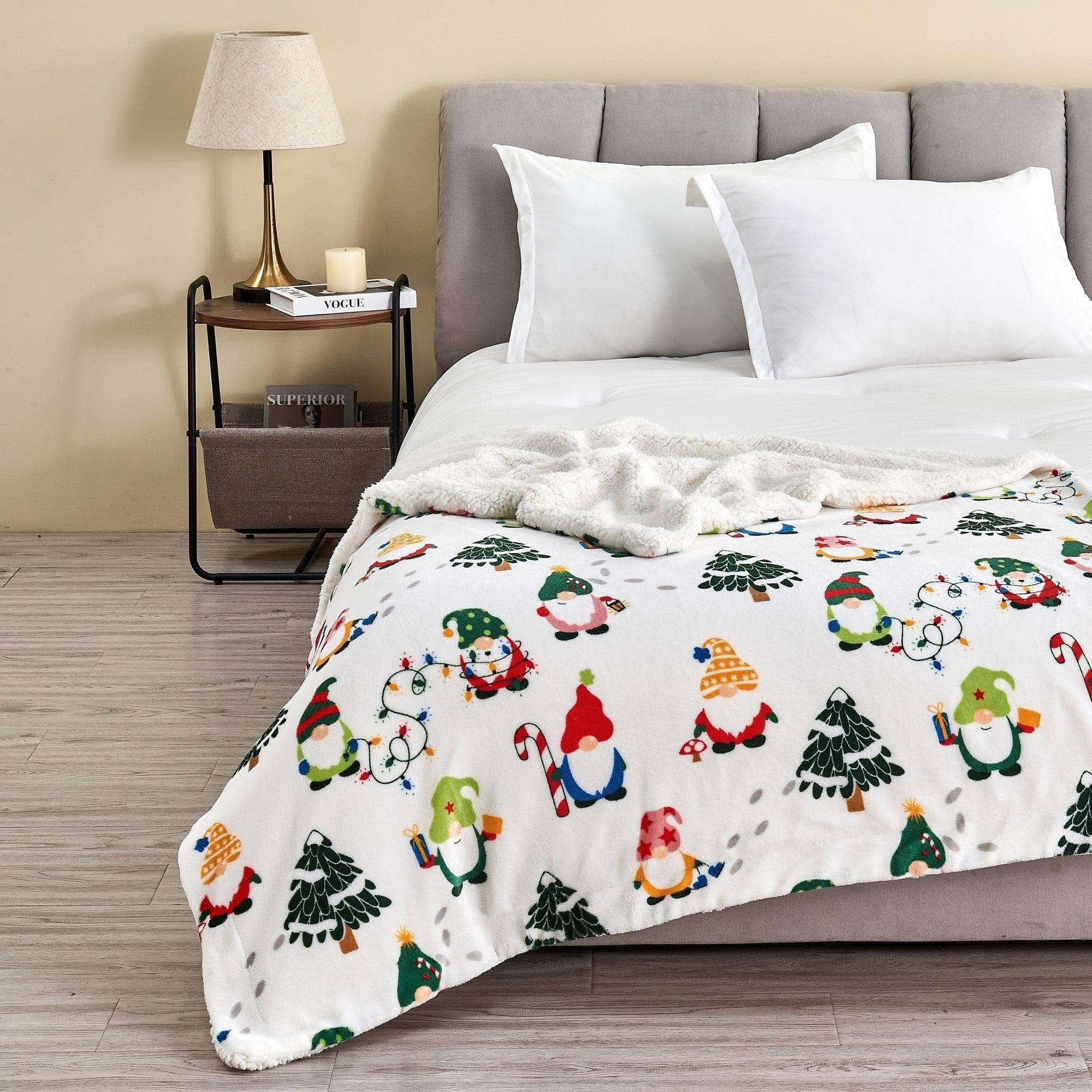 BH Collective - Wholesale Throw Blanket - Throw Blanket - Holiday Printed Sherpa - Esmay Collection26