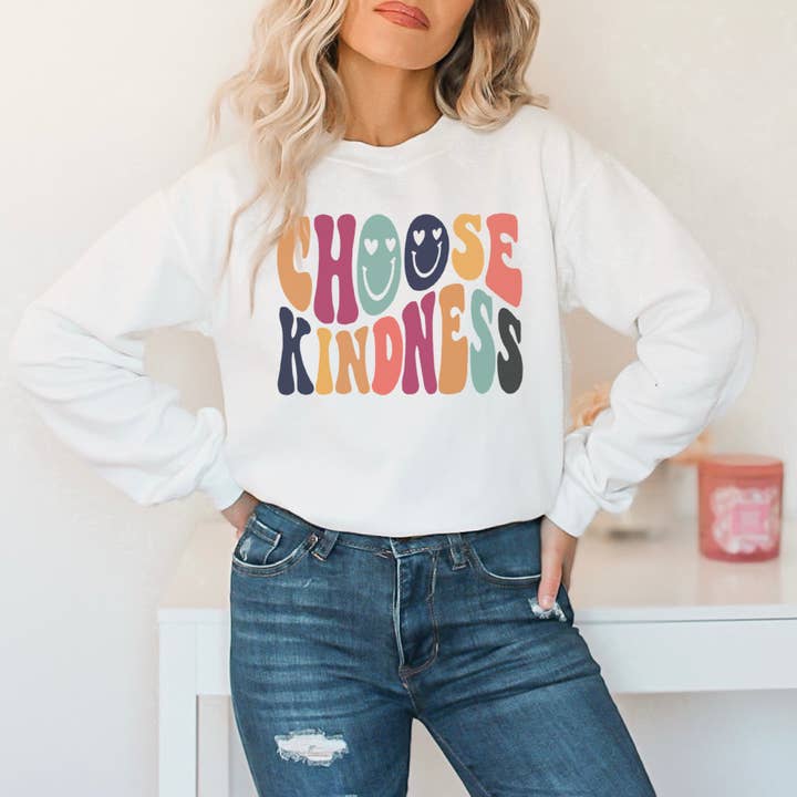 SUDADERA CON CUELLO REDONDO CHOOSE KINDNESS | TALLAS S-2XL para venta al por mayor de Loopty Loo Designs