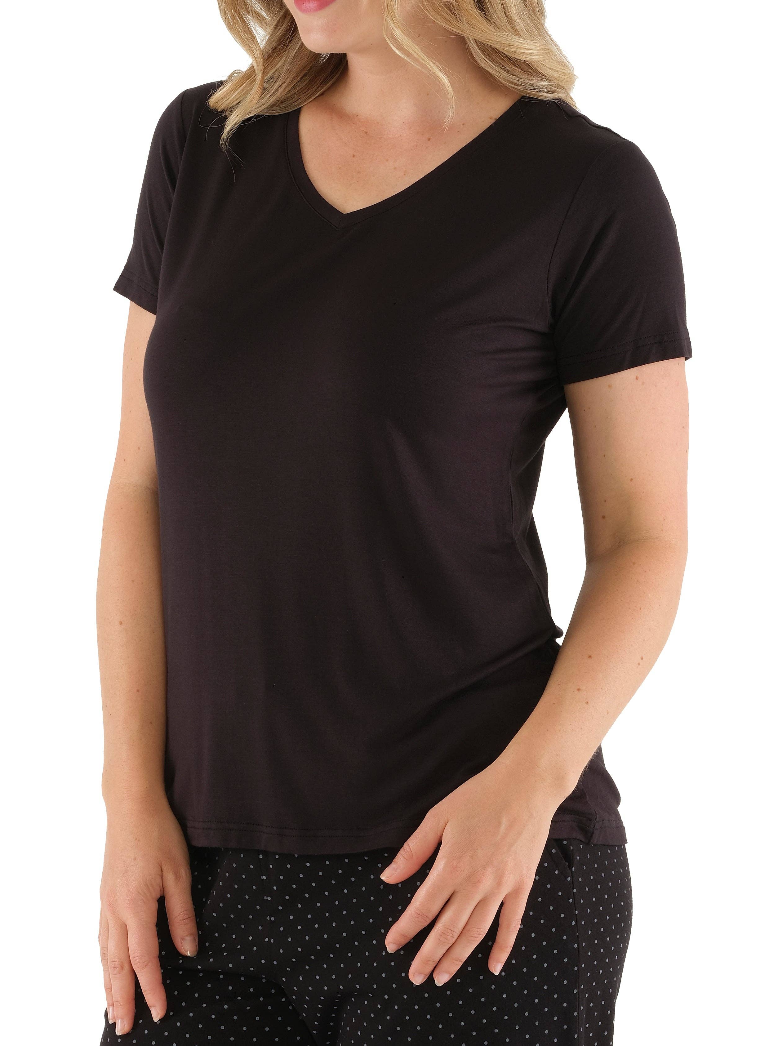 Magnolia Lounge - Wholesale T-shirt – women's - Women's Black Premium Bamboo V Neck Tee1