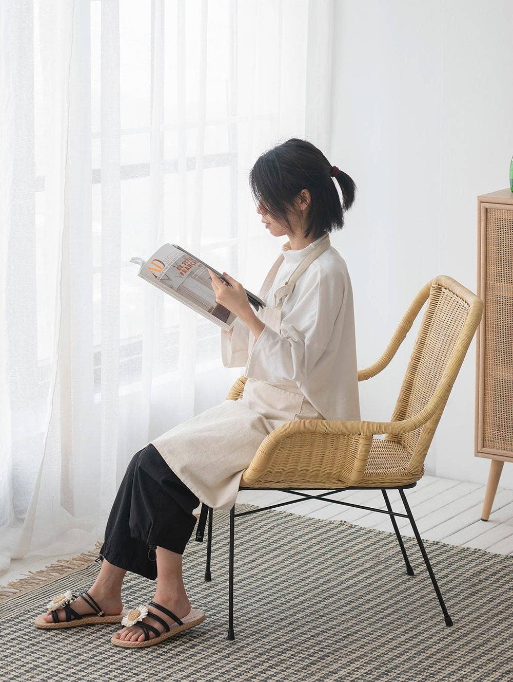 A&B Home Group Inc. - Vente Chaises - Chaise Januar 26,5x23,5x34" - Beige/Noir1