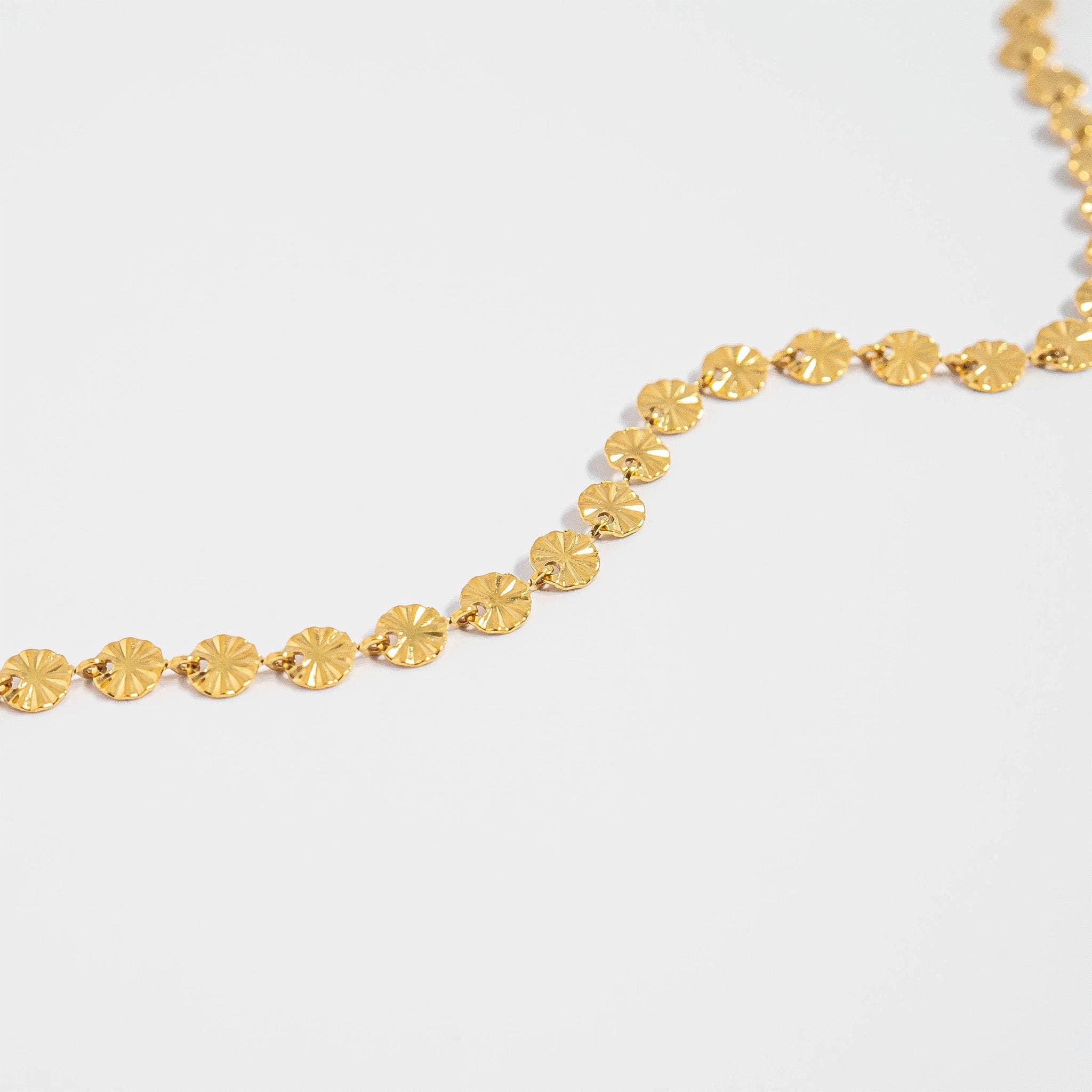 WJW - Wholesale Link & Chain Necklace - 18K Gold PVD Stainless Steel Sunburst Chain Necklace5