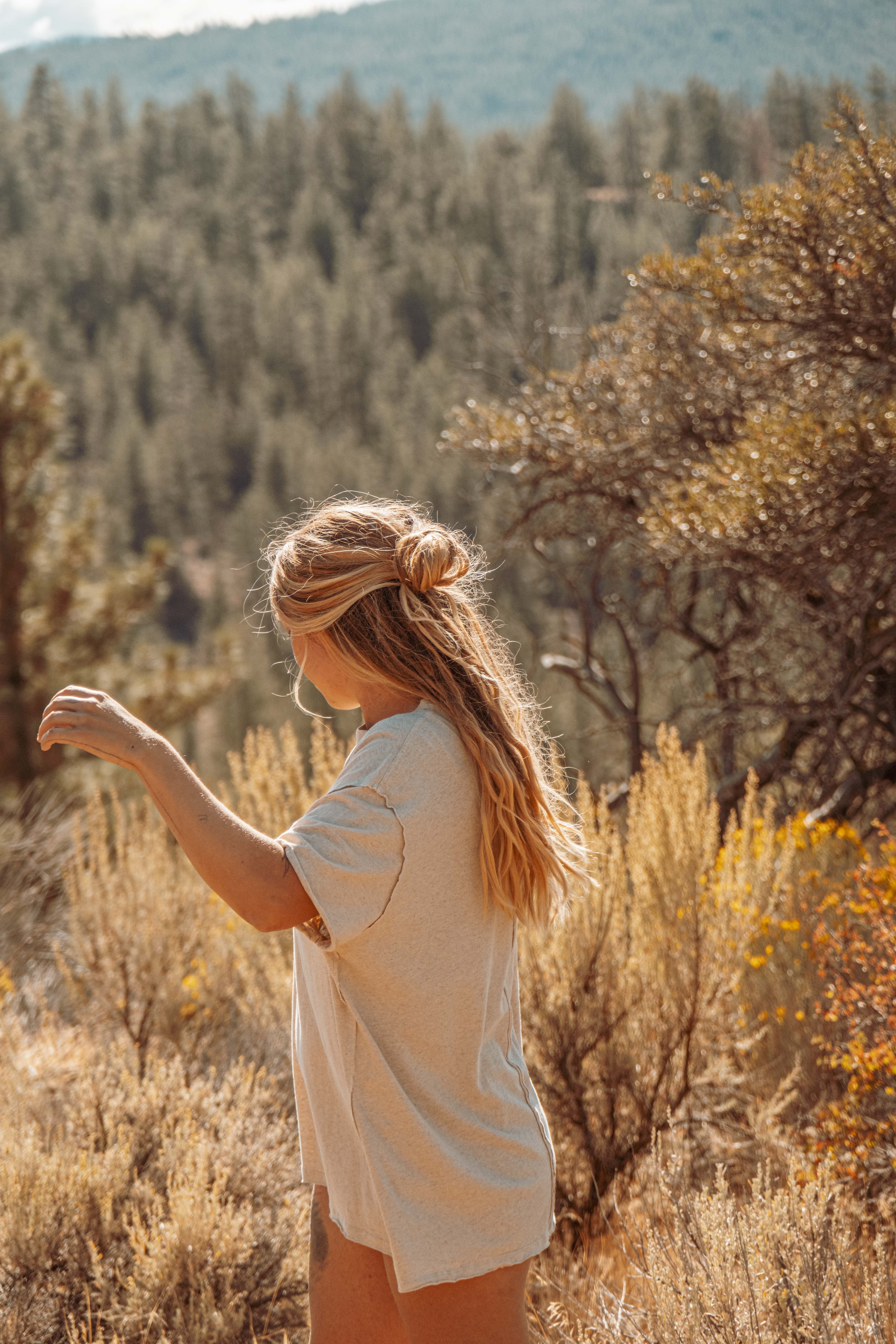 Ungebleichter Hanf Hanf-T-Shirt aus Bio-Baumwolle, unbedruckt, Öko-Unisex-T-Shirt oder unbedruckt für den Großhandel auf Faire7
