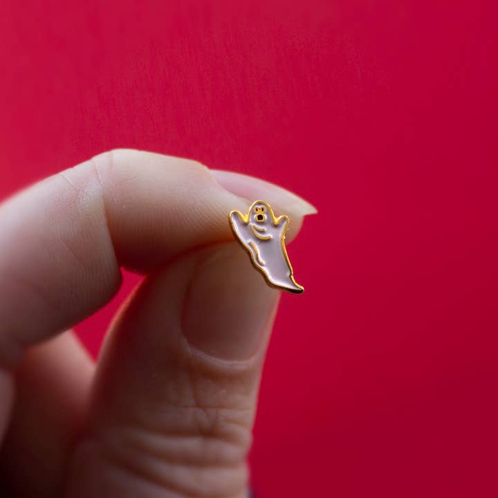 The Tiniest Pin in the World* for wholesale by Mink
