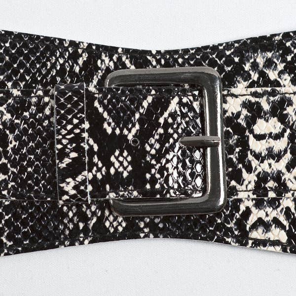 Ceinture - Black & White Snakey pour la vente par Onesole