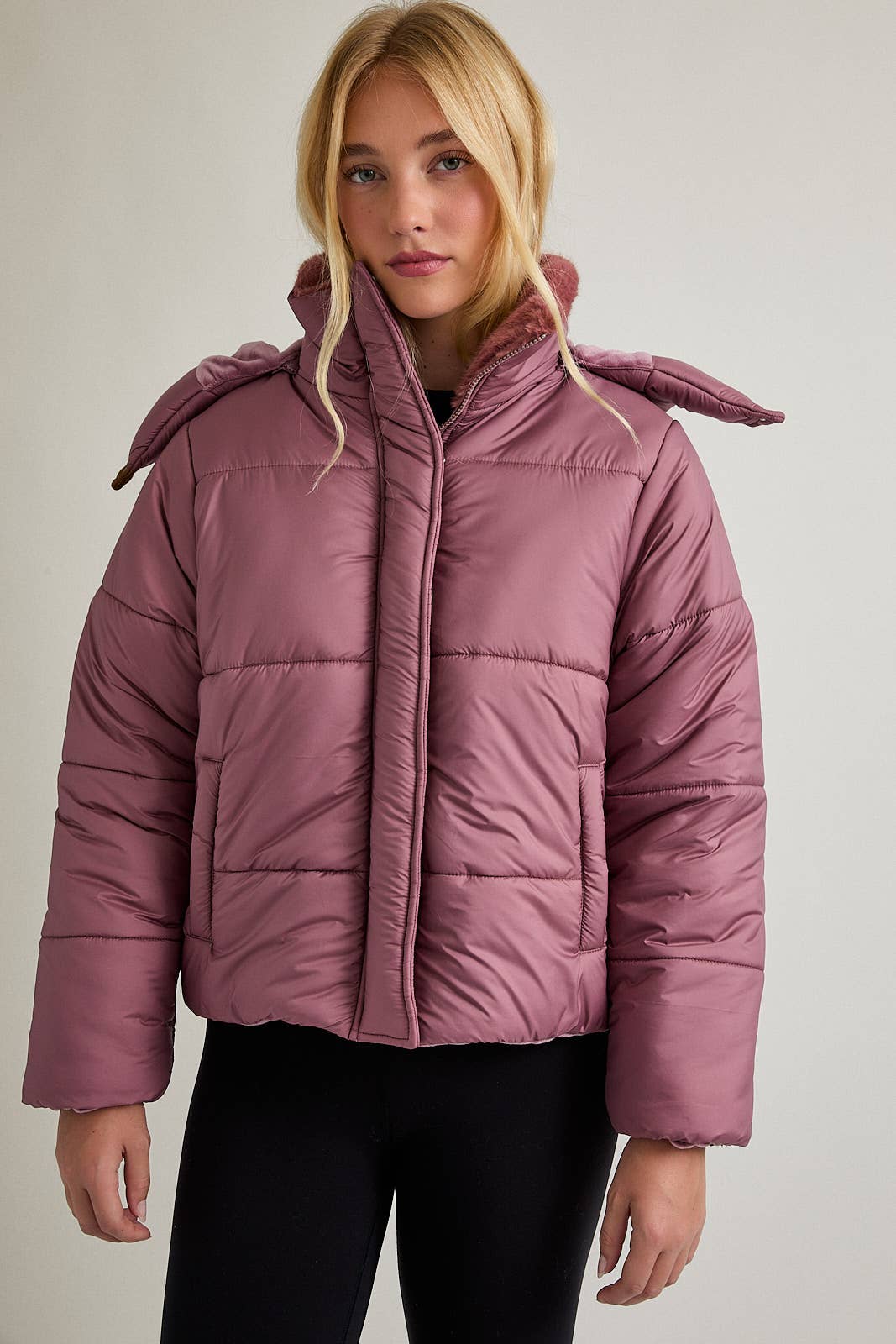 MAUVE PUFFER JACKET WITH ATTACHABLE HOODIE for wholesale on Faire2