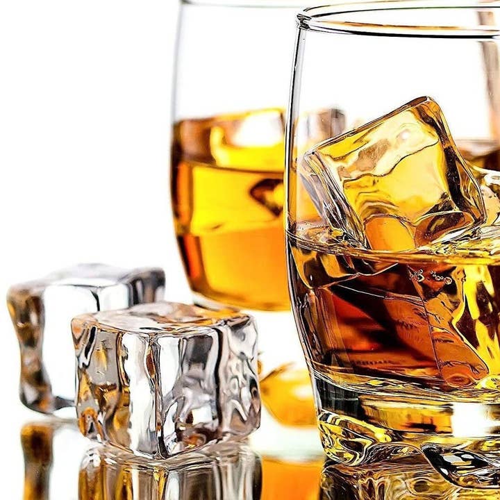 Cubitos de hielo artificiales y otras tendencias de Resultados para hielos en cubitos al por mayor. Devoluciones gratuitas y condiciones de pago a 60 días en Faire en Faire.