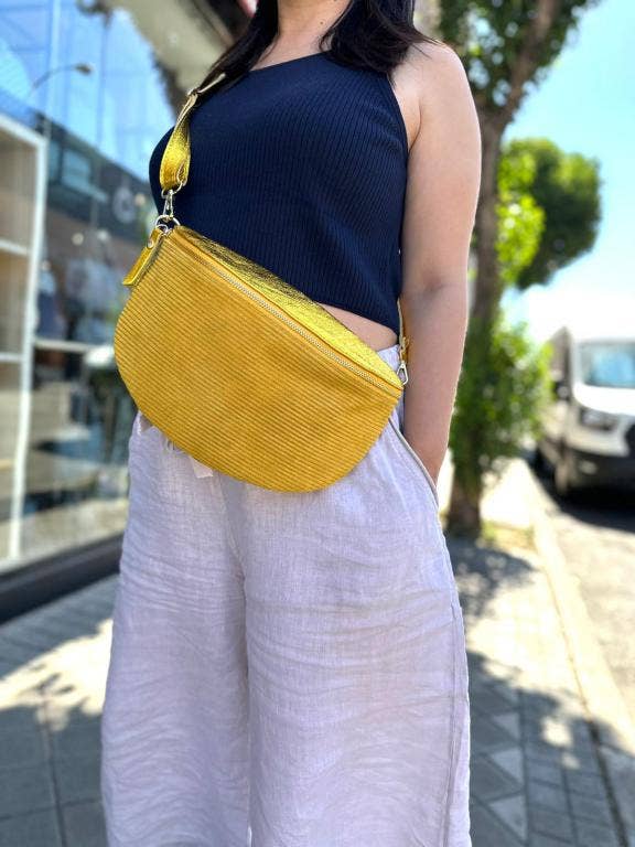 Chenson & Gorett - Wholesale Belt Bag - Women's - Women's Large Suede and Leather Waist Bag5