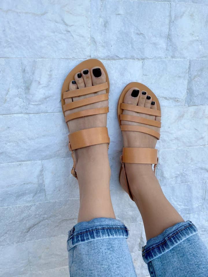 Sandales à bride arrière, Sandales de gladiateur pour femmes, Sandales en cuir pour la vente par Christina Christi