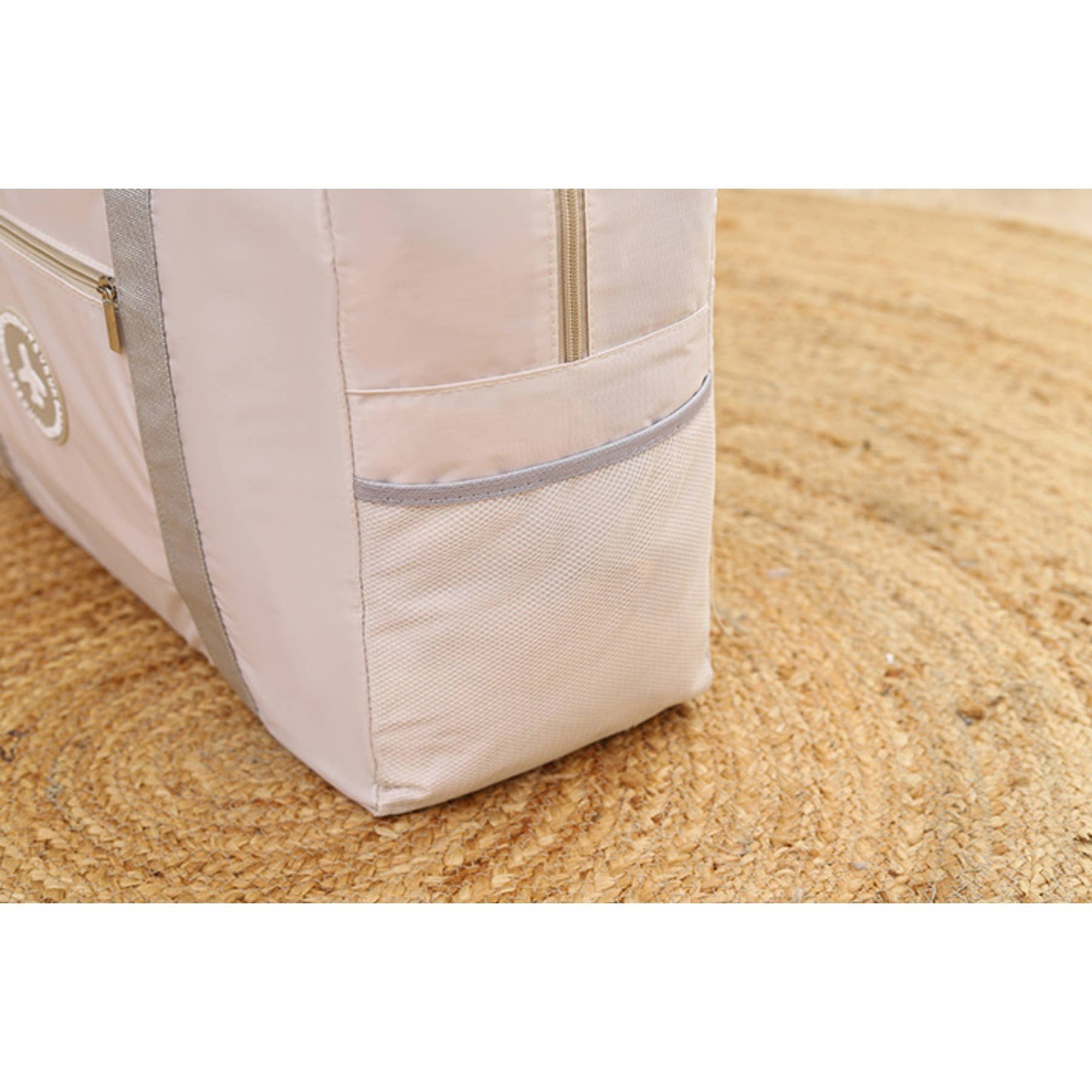 wandf - Wholesale Weekender Bag - Women's - Versatile Foldable Travel Bag with Trolley Sleeve for Women8