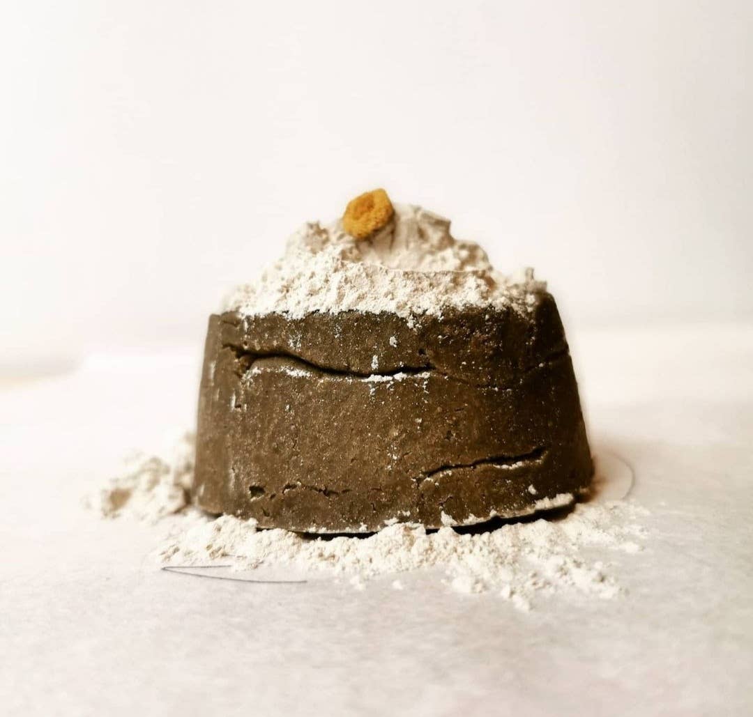 BBIOFRANCE - Wholesale Cleaning Cloth - Terre de Sommières stain remover soap1