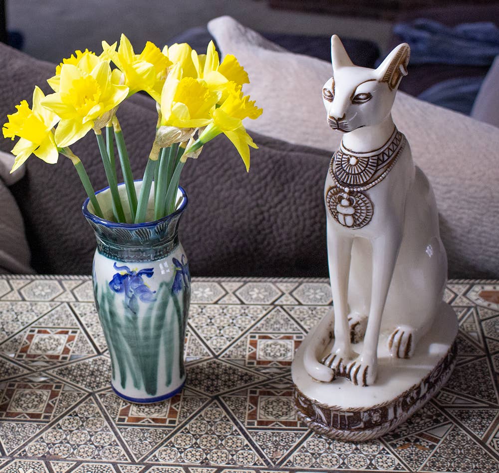 Discoveries, Inc. – Estatueta decorativa por atacado – Estátuas da Deusa Bastet - Gato Branco - Deusa Egípcia12