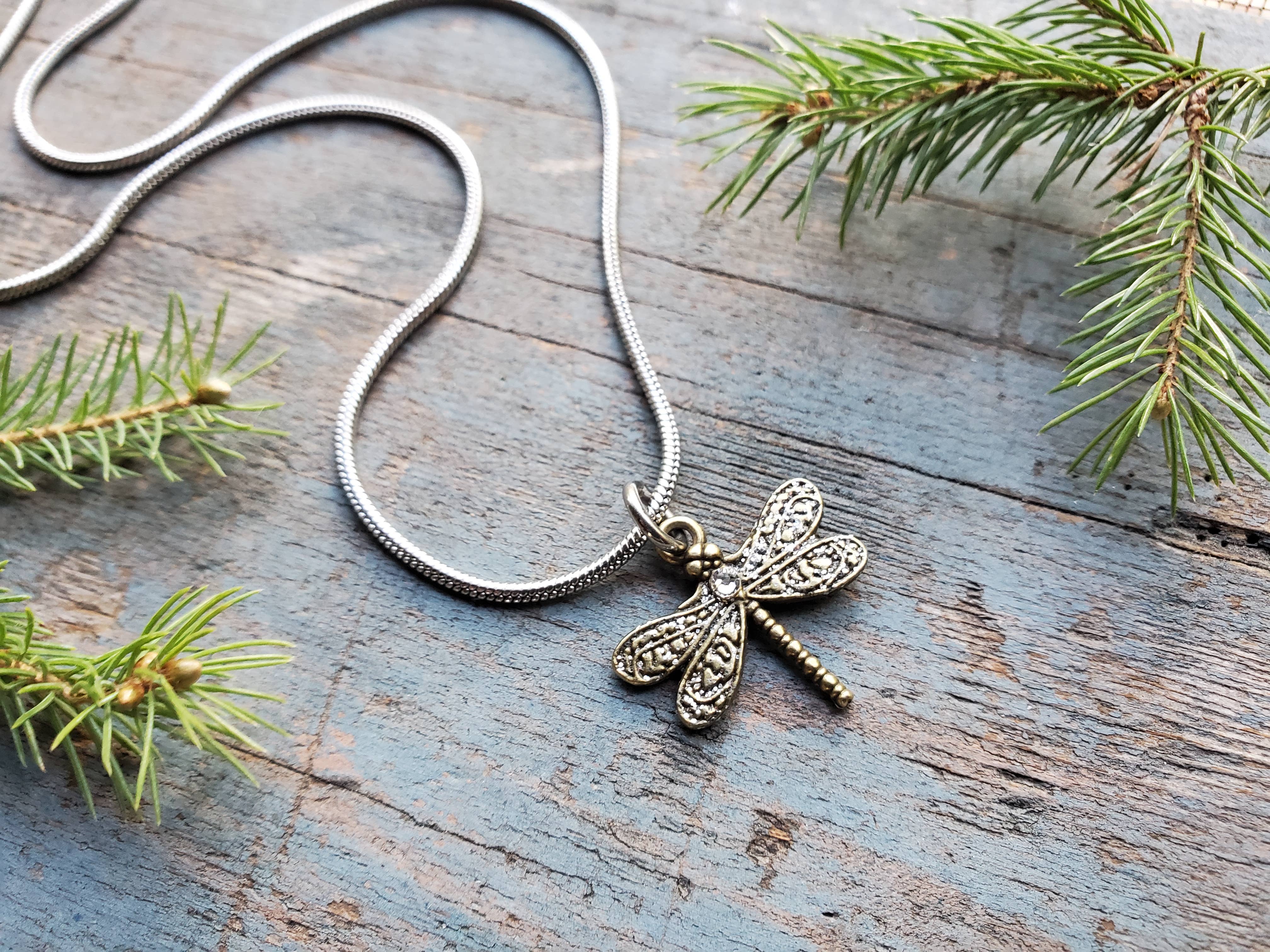 Kathryn's Collection - Vente Colliers à pendentif - Collier Libellule 5