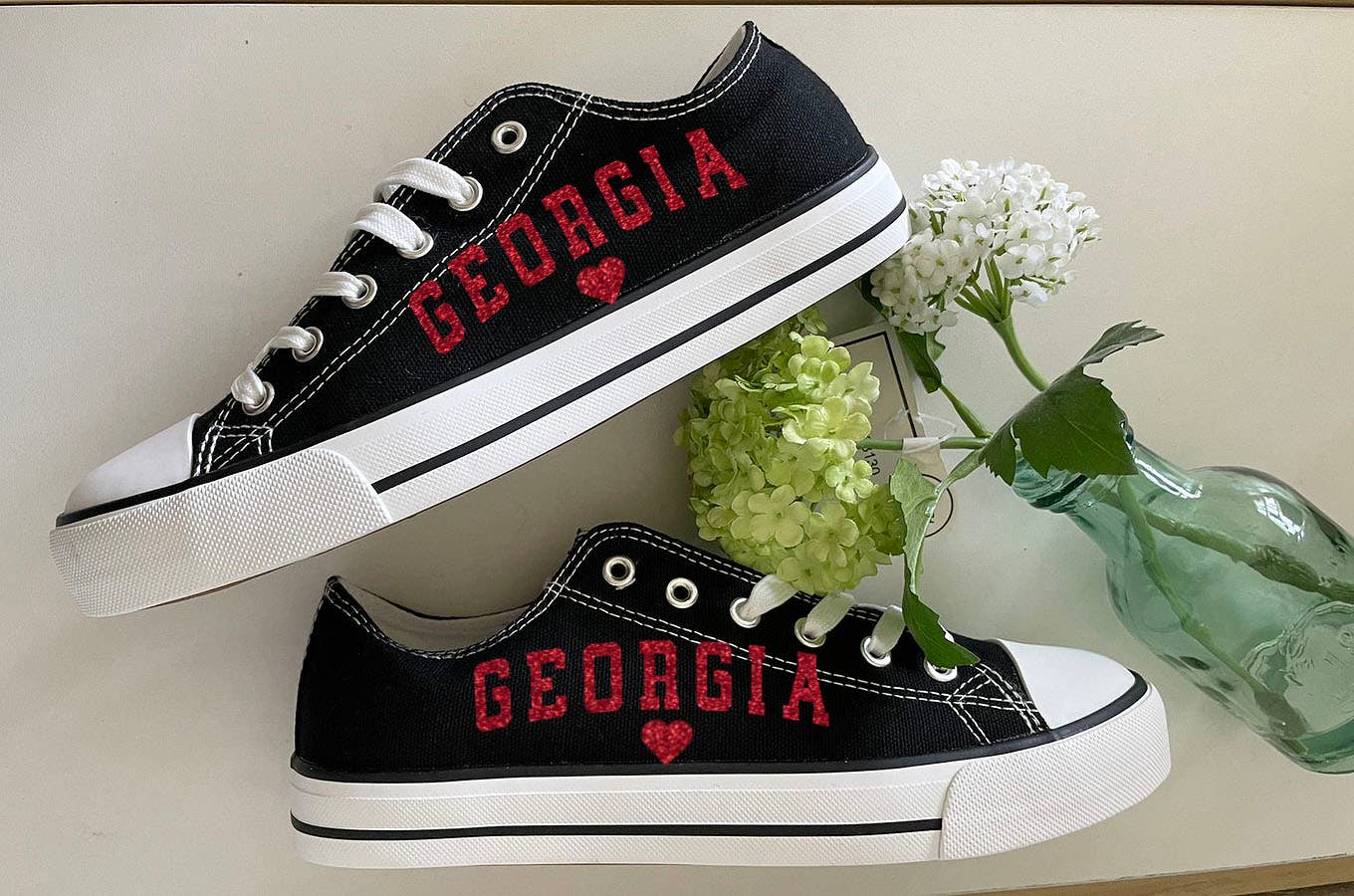 One Nine - Wholesale Lifestyle Sneakers - Women's - Georgia Sneakers /Game day
Glitter Georgia Shoes1