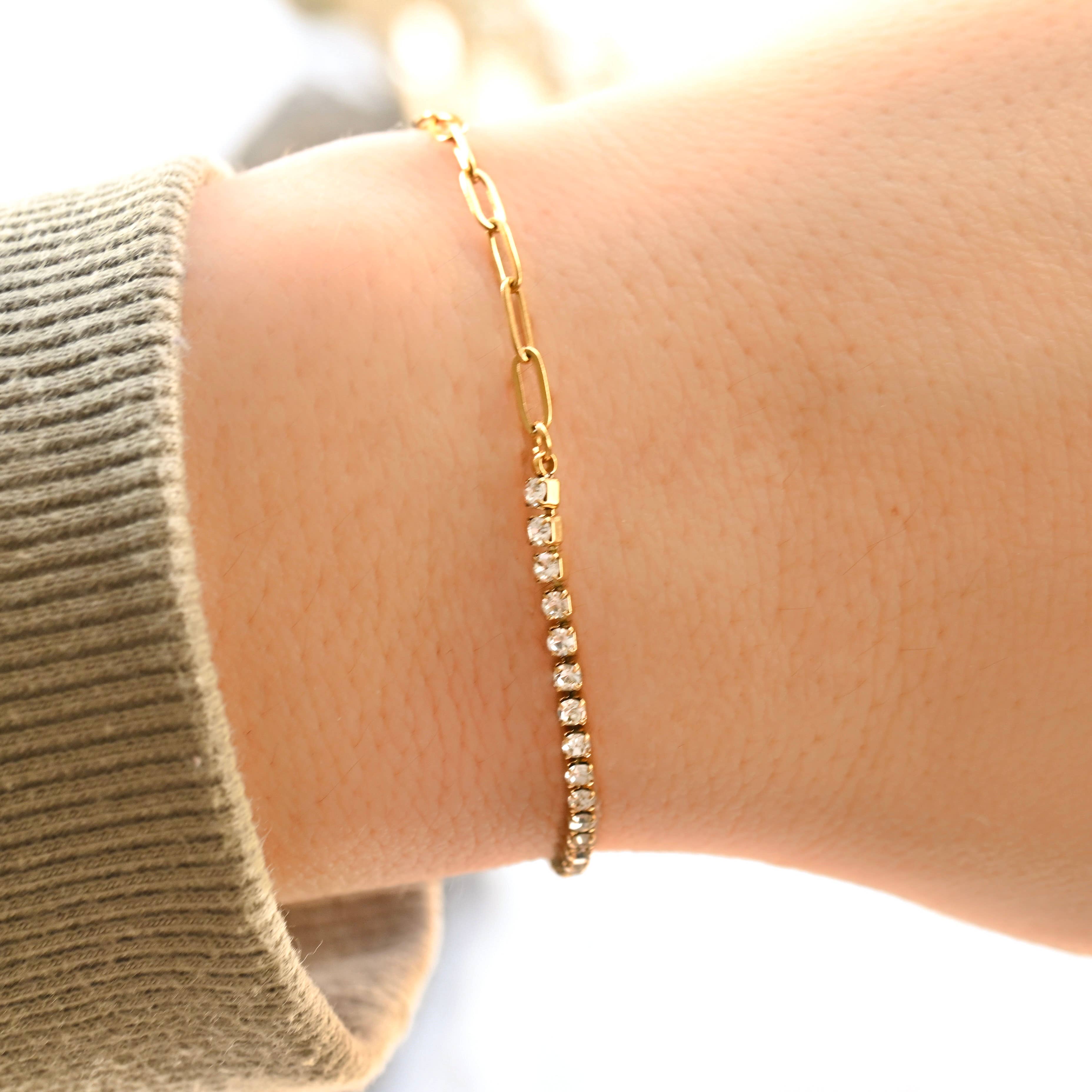 Blueyejewelry - Vente Bracelets maillon et chaîne - Bracelets en acier inoxydable plaqué or 18 carats - perles, maille papier, et tennis6