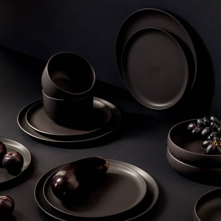 GHARYAN Stoneware & Olive Wood Tableware | USA - Wholesale Dinnerware Set - Le Gourmand Dinnerware Set - 16 Pieces3