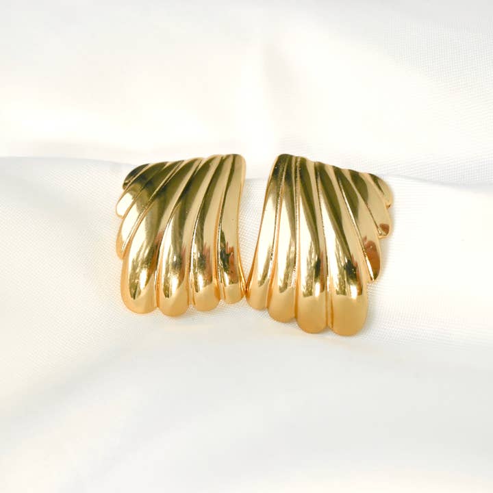 Blueyejewelry - Vendita all'ingrosso Orecchini pendenti - Orecchini Geometrici - Orecchini a Conchiglia Impermeabili con Creste5