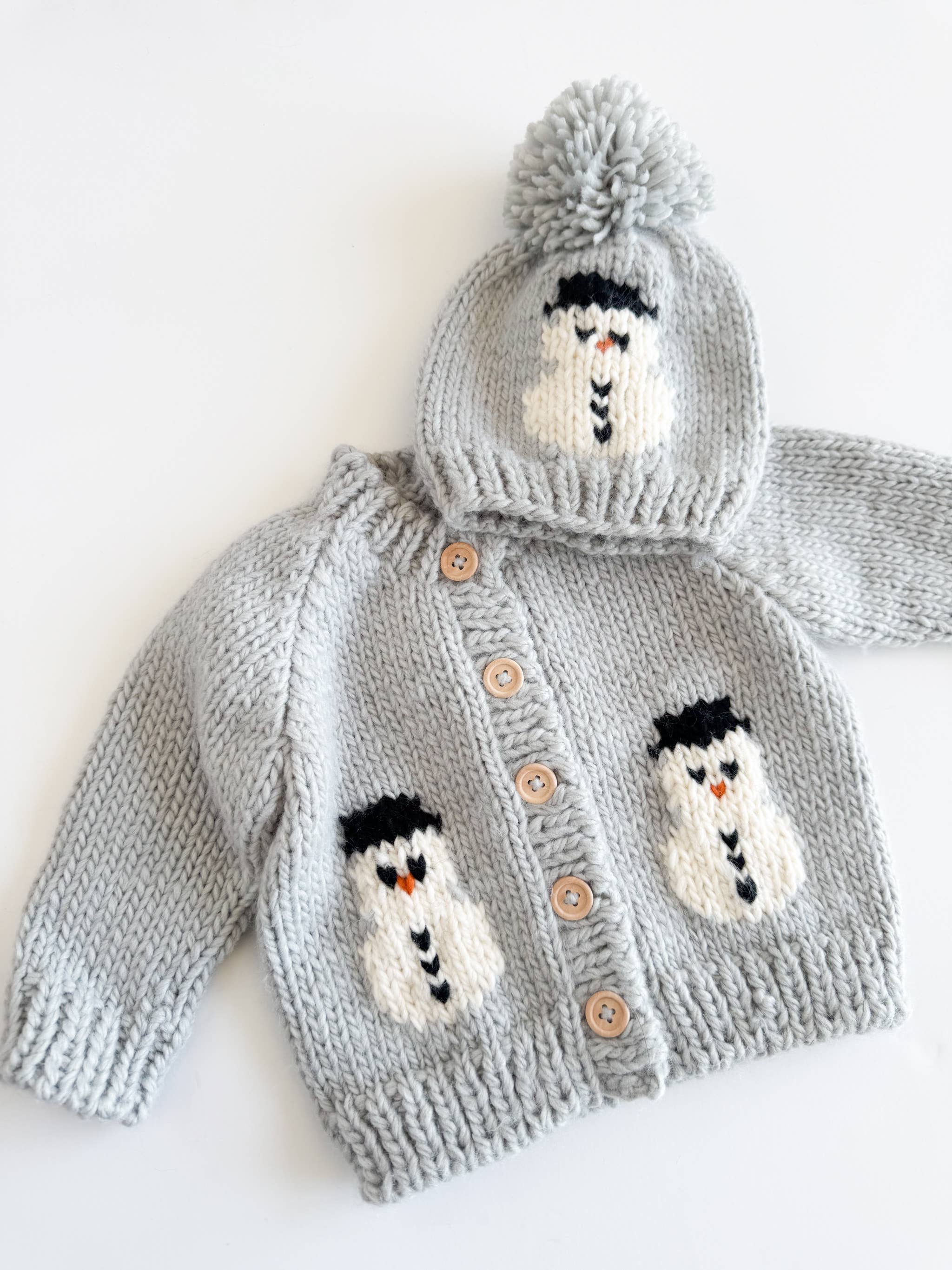 Figgy Friends - Vente Bonnet – enfant - Bonnet de bonhomme de neige en tricot avec pompon, assorti à un bonnet d'hiver pour bébés et enfants1