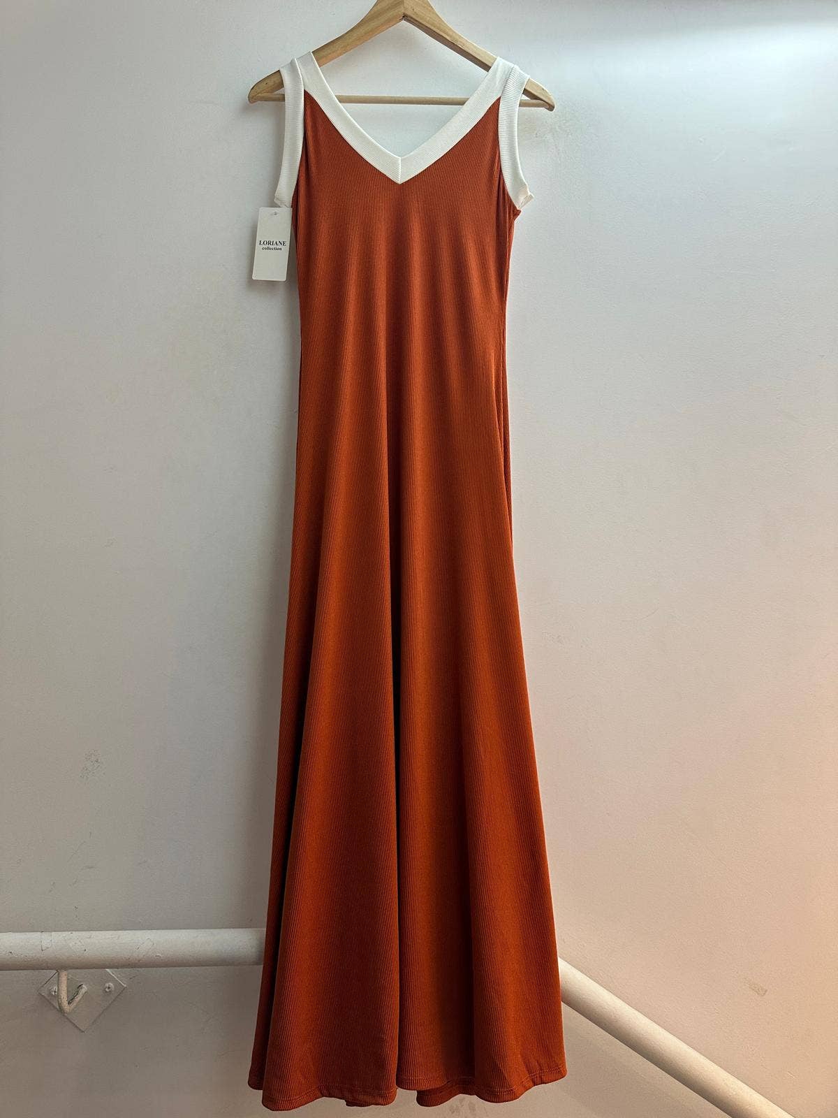 LORIANE - Vendita all'ingrosso Vestito - Donna - 9655 Abito lungo bicolore con spalline1