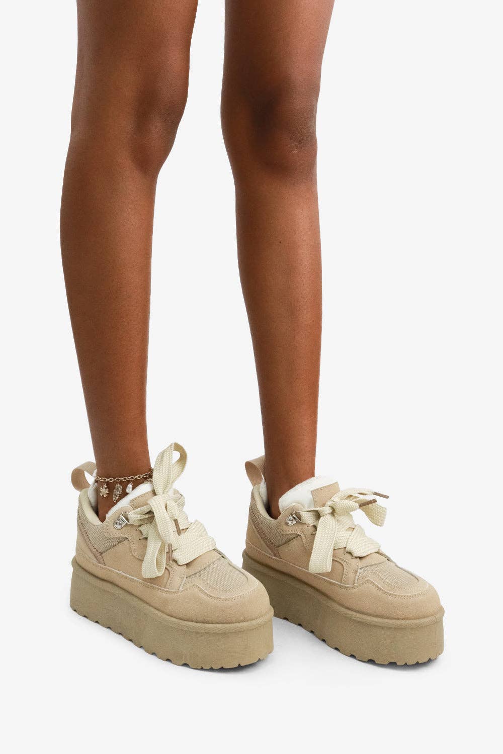 Lemonade Shoes - Wholesale Lifestyle Sneakers - Women's - POPULARITY - Plush Platform Sneaker w/ Thick Laces3