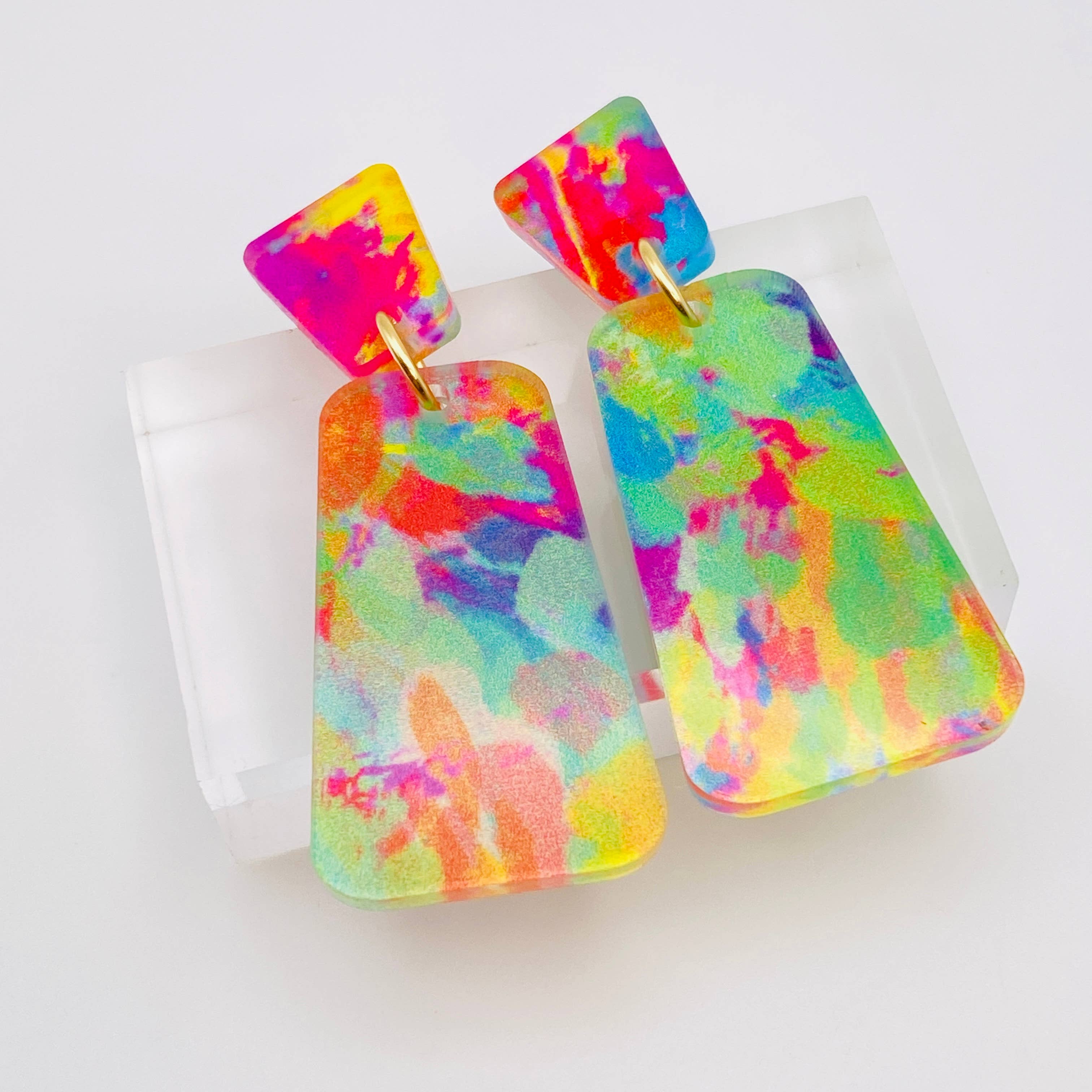 Sandy Lou Designs - Wholesale Dangle Earrings - GEO PREPPY SWEET SUMMER EARRINGS1