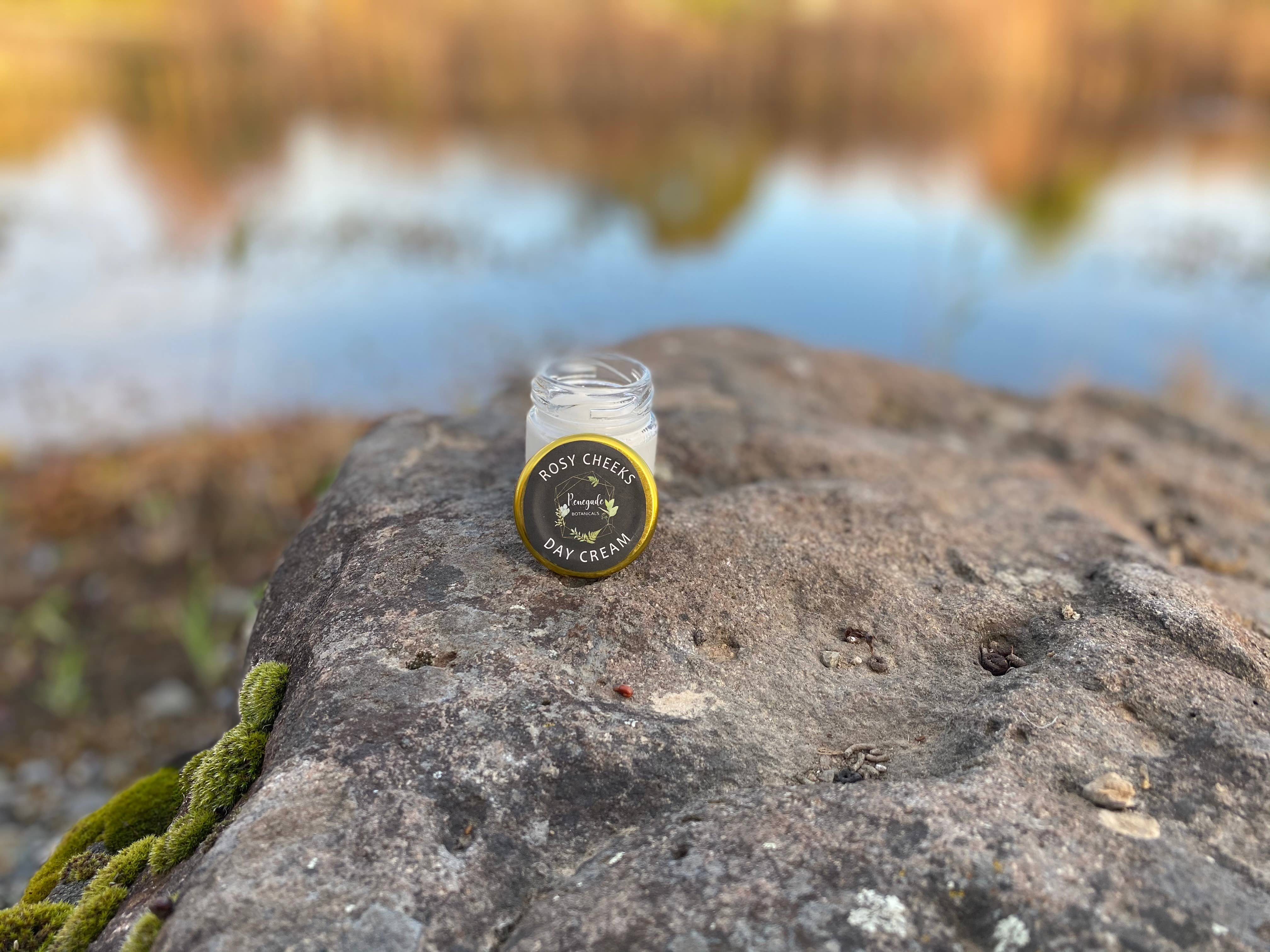 Renegade Botanicals - Vente Crème hydratante pour le visage - Rose Joues Crème Visage Daytime1