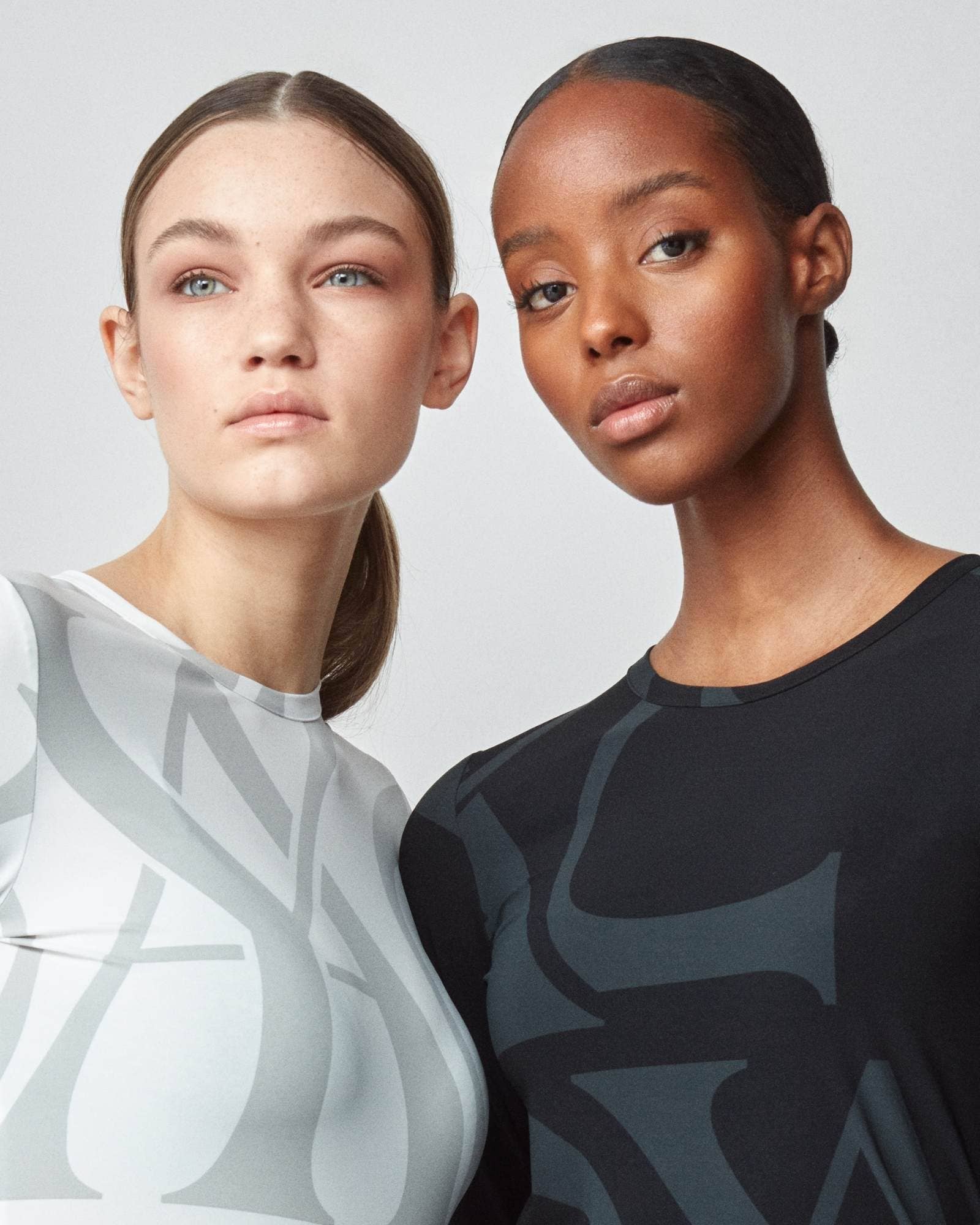 Hvid Langærmet skjorte med monogram i hvid for engroshandel på Faire11