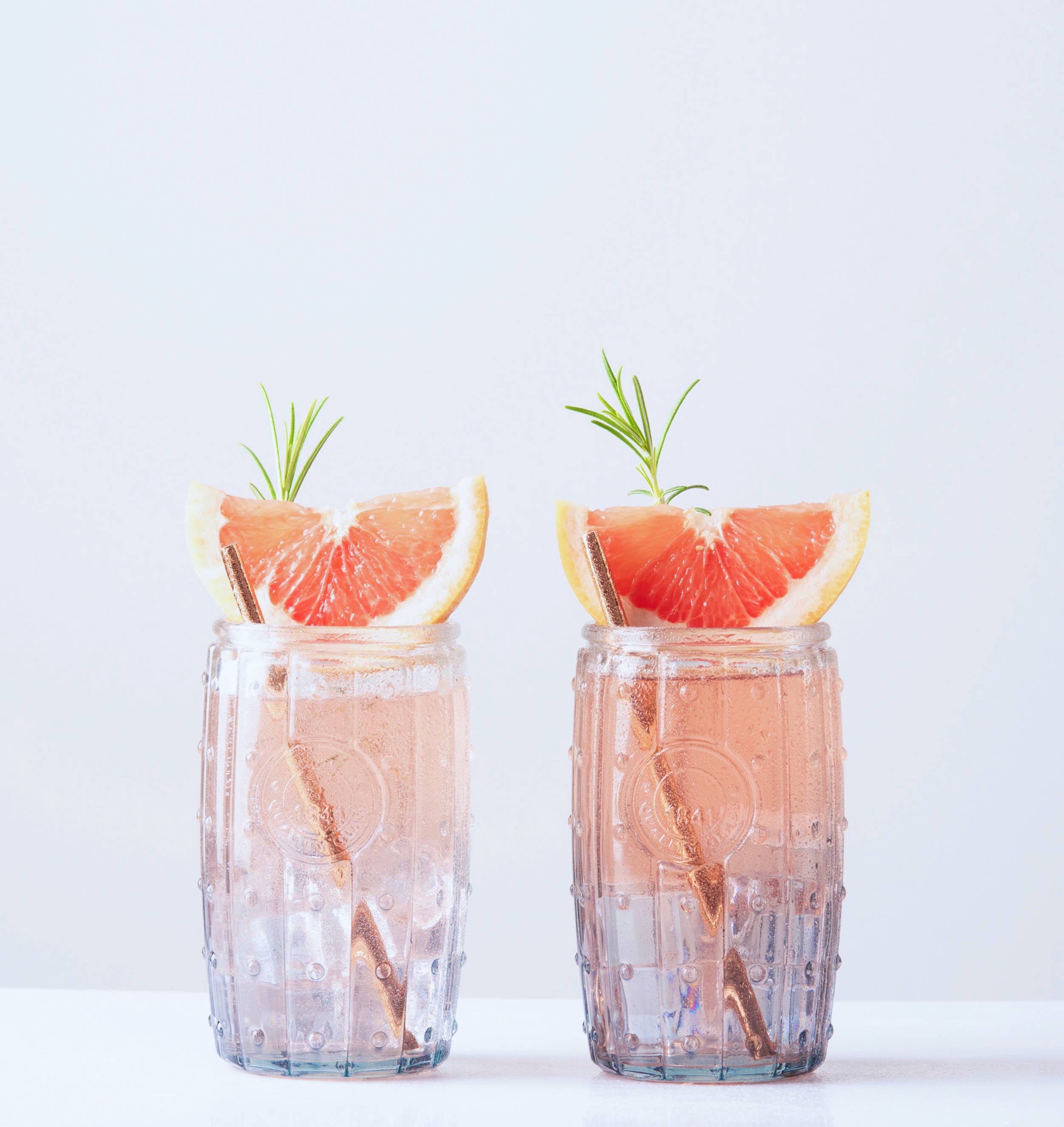 The Only Way Is Spirits – wholesale Food gift basket – Gin Lovers Gift Box | Luxury Gin Gift Set | Gin Miniatures 4