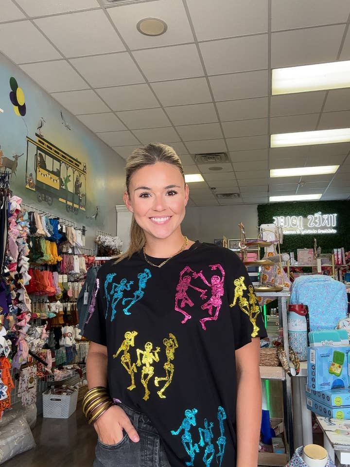 Preventa de Camiseta Skel-o-Shine para venta al por mayor de Tres Jolie Boutique