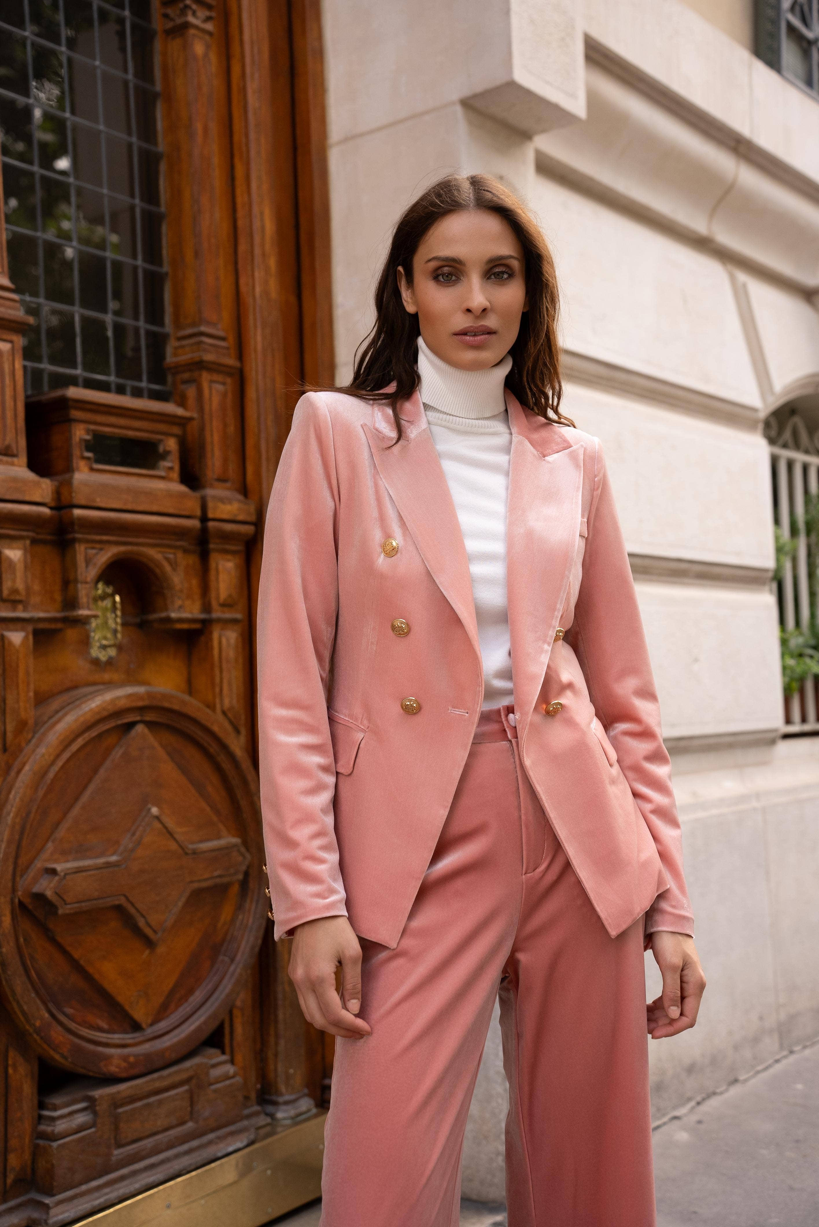 Attentif Paris - Venta al por mayor Chaqueta - Mujer - Chaqueta de terciopelo entallada con botones dorados dobles44