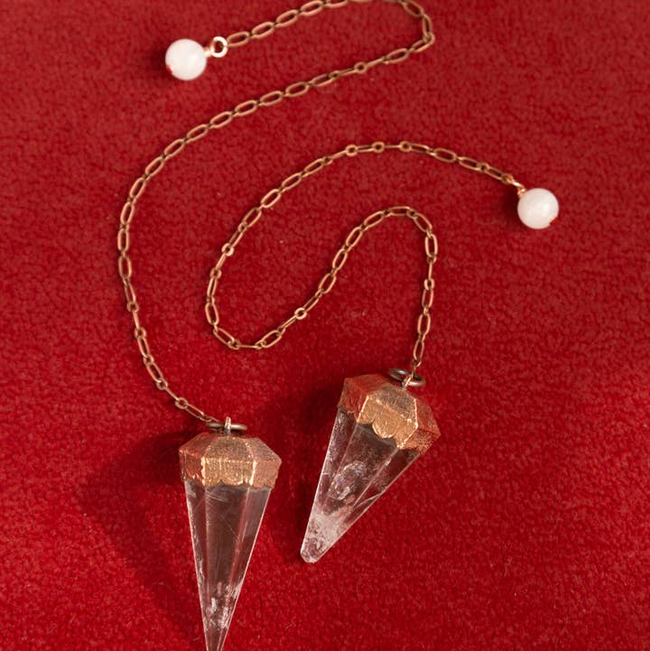The Cyprus Cabinet - Wholesale Spiritual Stone/Crystal - Quartz Copper + Crystal Pendulum0