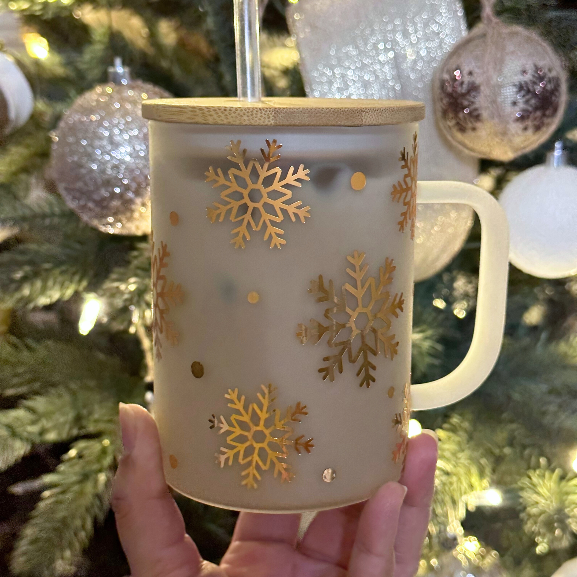 Jessdreams Creations LLC - Vendita all'ingrosso Bicchiere/tazza - Tazza di Vetro con Fiocco di Neve con Coperchio e Cannuccia | Tazza da Caffè da 15oz1