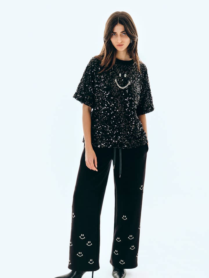 T-SHIRT SMILE ENTIÈREMENT PAILLETÉE pour la vente par Brand U