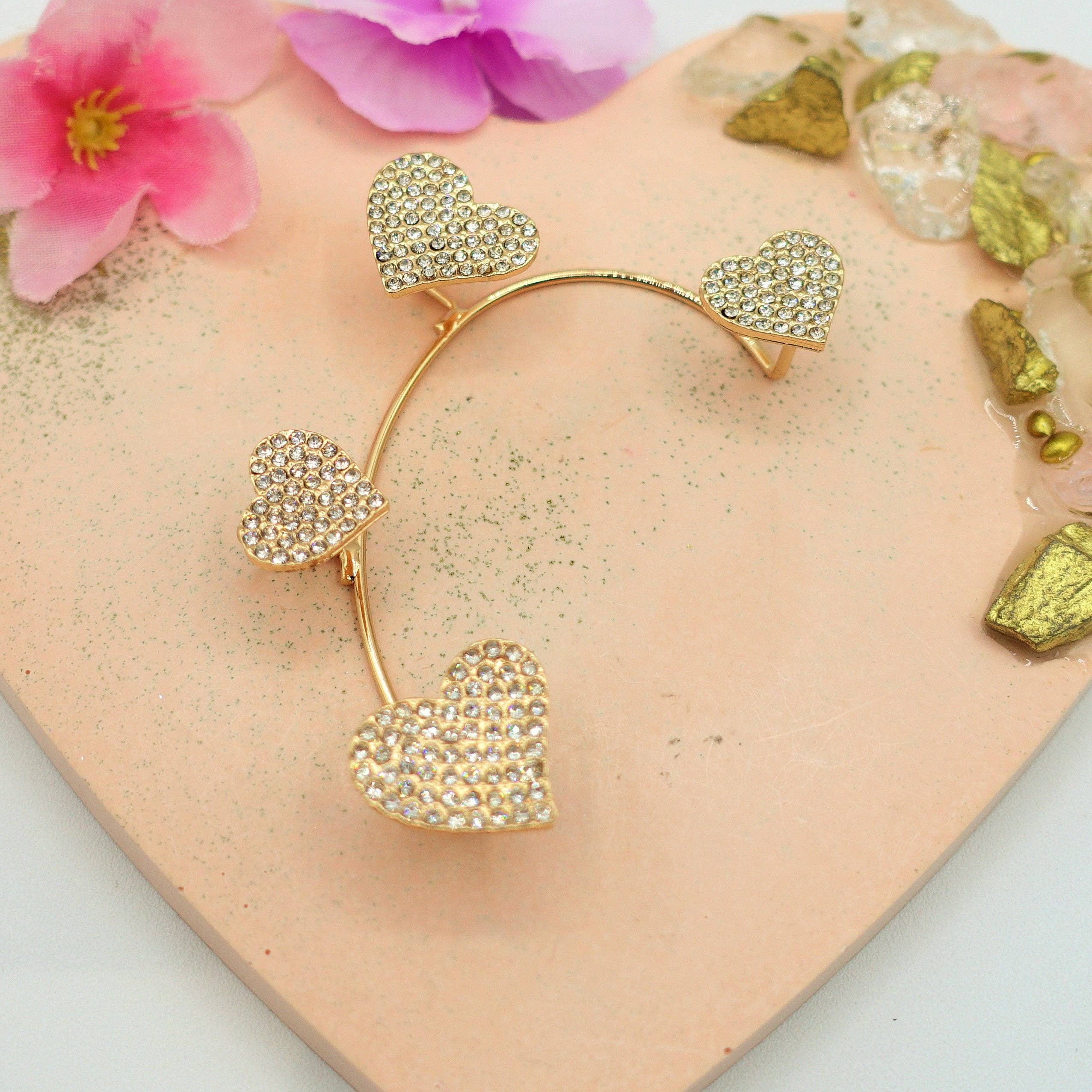 Daemon srls - Wholesale Cuff/Wrap Earrings - QUERIDA ~ EARCUFF mono orecchino con cuori in cubic zirconia6