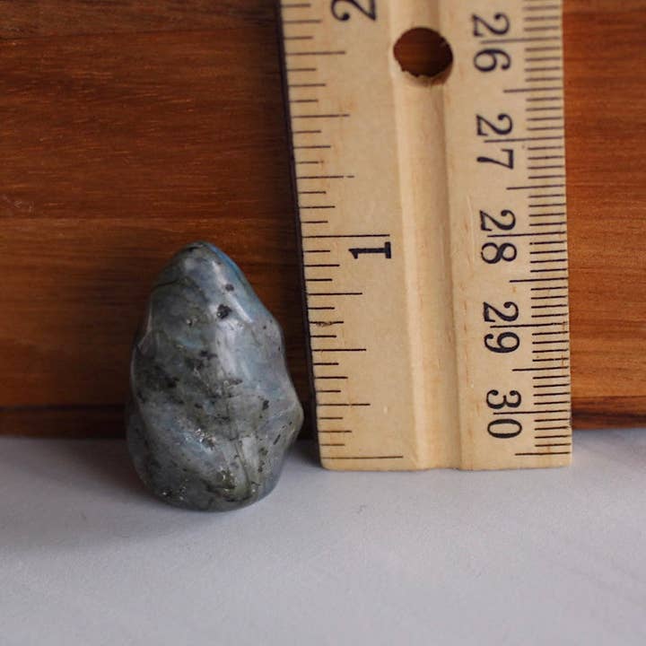 Pebble House - Wholesale Spiritual Stone/Crystal - Labradorite Mini Flame (Crystals & Stones)