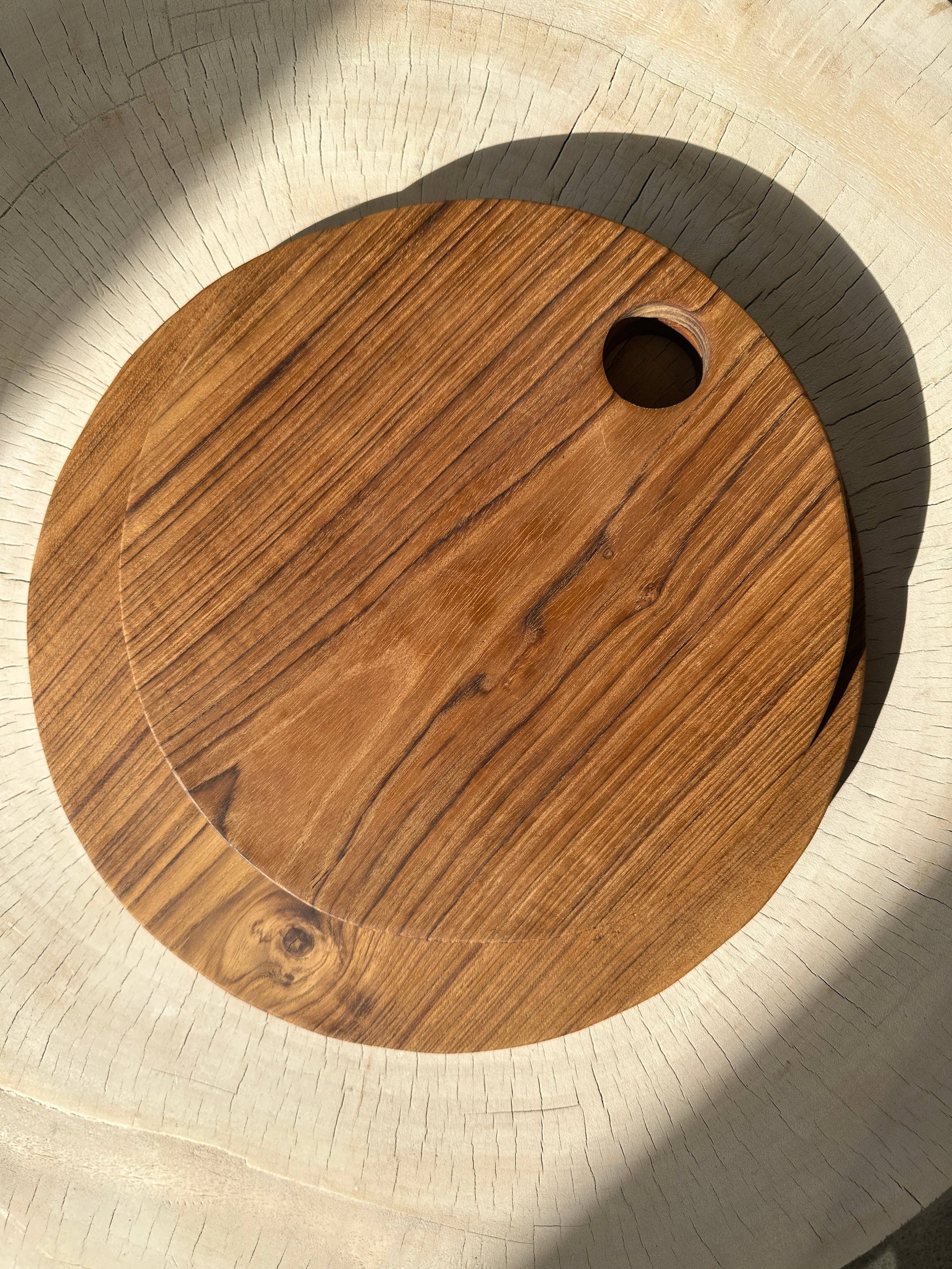 Office Objets – wholesale Skärbräda – Rund skärbräda i urholkad teak D:3039