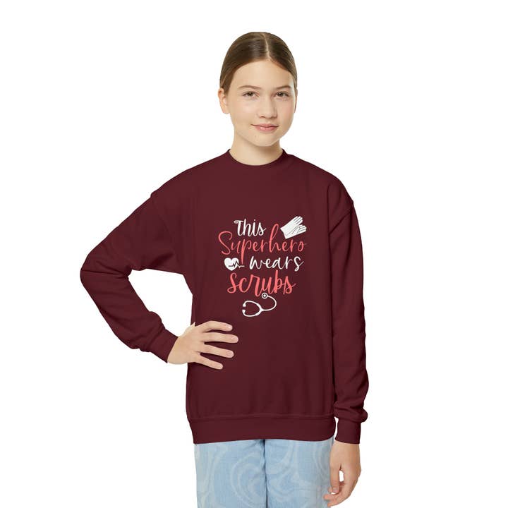 RC'nSONS – wholesale Sweatshirt med tryck - Dam – Denna superhjälte bär en sweatshirt med sjukhuskläder