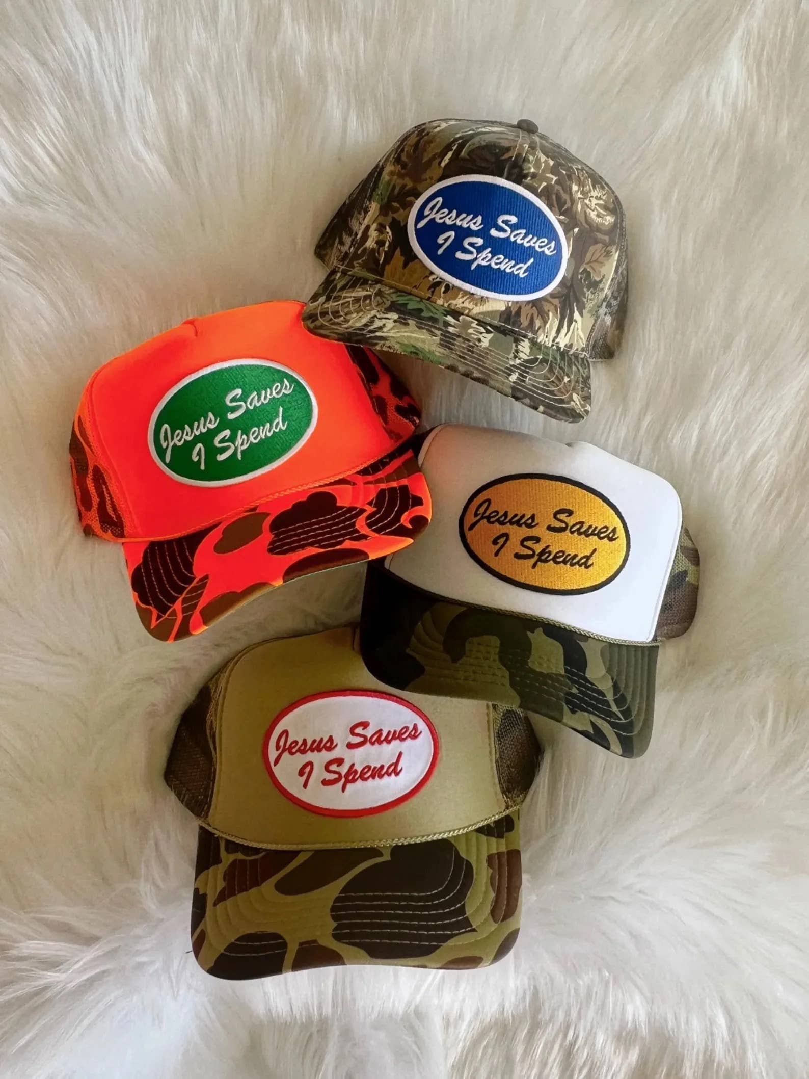 Wilder Made - Vente Casquette de camionneur – femme - Casquette Trucker Patch "Jésus Sauve, Je Dépense"4