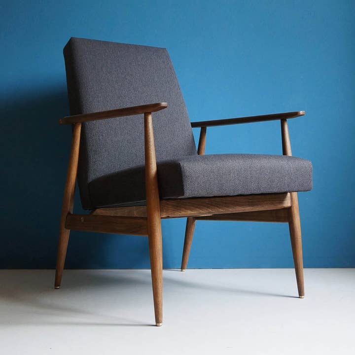 Workshop of Forms - Vendita all'ingrosso Sedie - Poltrona vintage metà secolo con finiture in ottone, grafite0