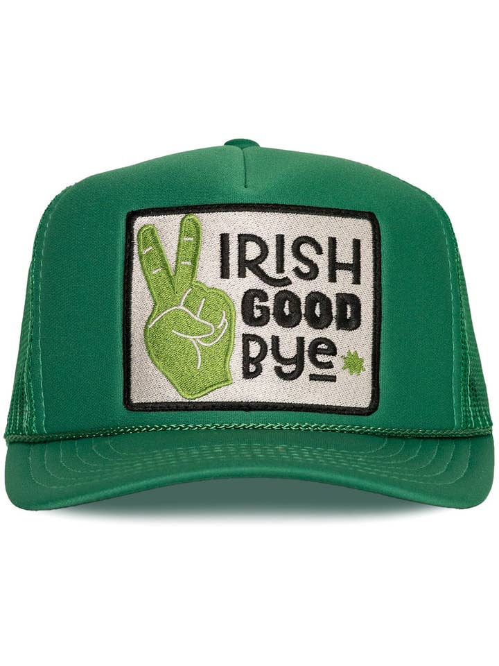 Casquette de camionneur Irish Goodbye en vert pour la vente par Friday Feelin'